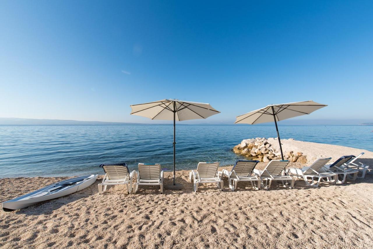 Beachfront Apartments Zanic Podstrana Buitenkant foto