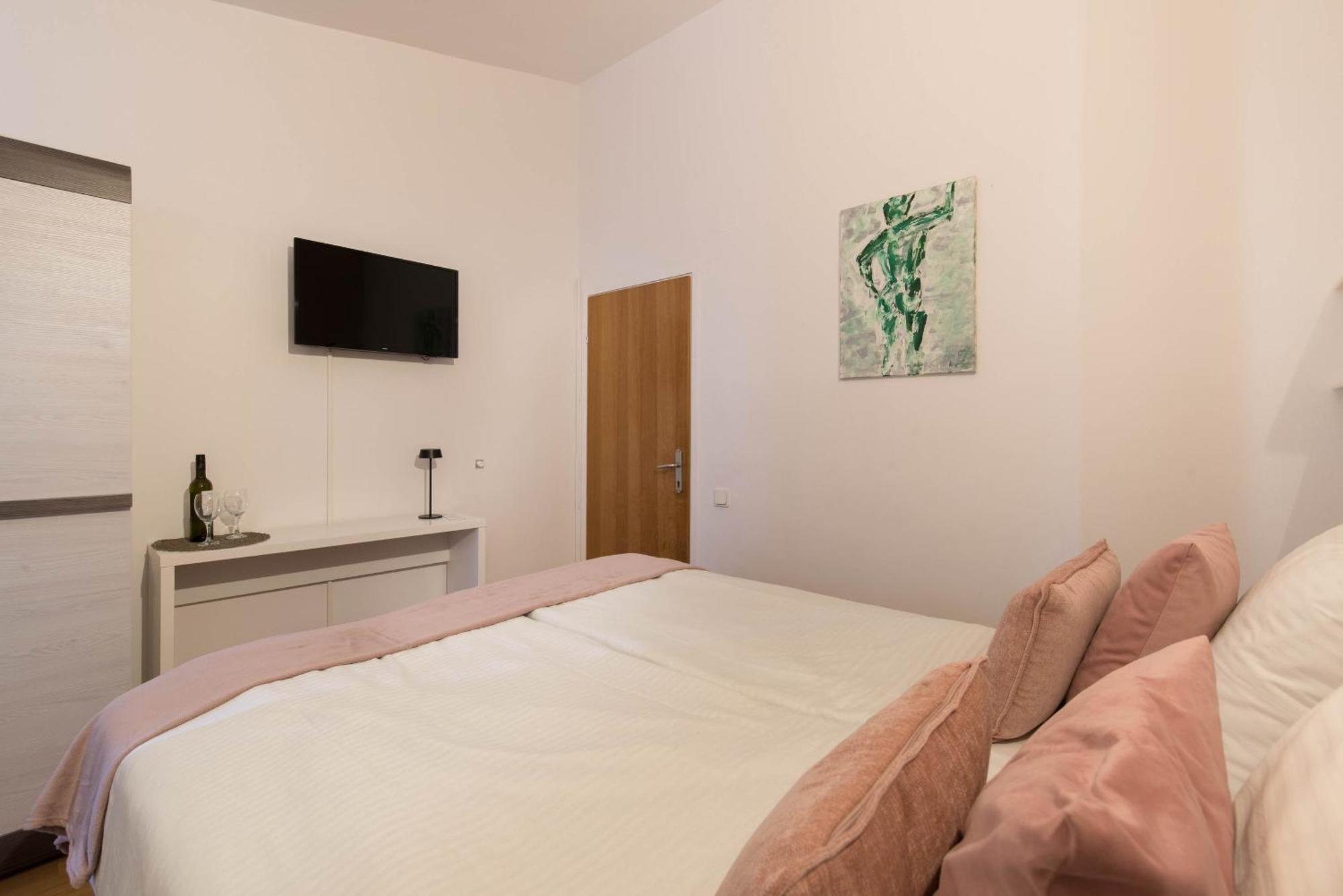 Beachfront Apartments Zanic Podstrana Kamer foto