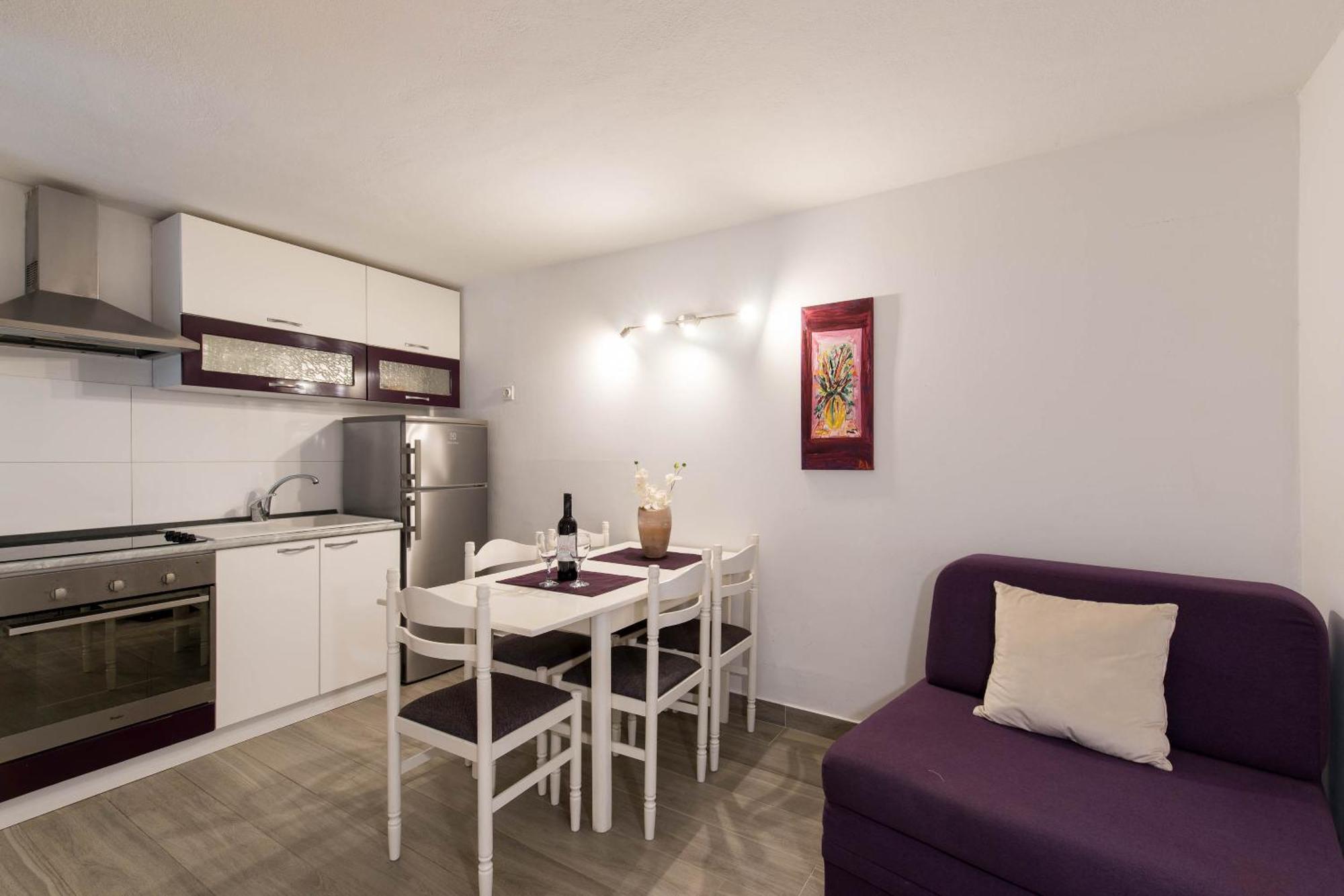 Beachfront Apartments Zanic Podstrana Buitenkant foto