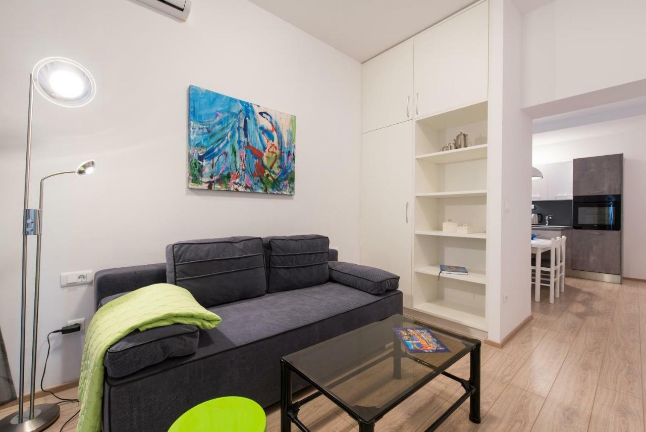 Beachfront Apartments Zanic Podstrana Buitenkant foto